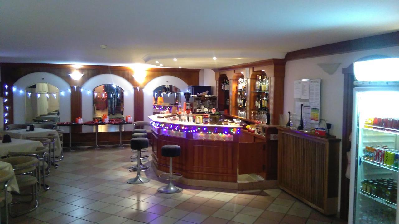 Hotel Glenn リミニ エクステリア 写真